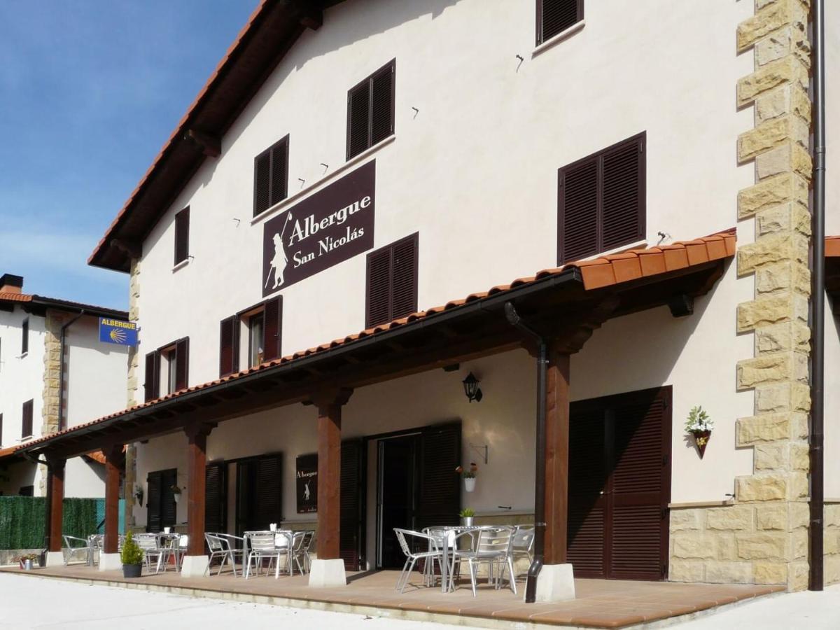 Albergue San Nicolas Larrasoana Exteriör bild